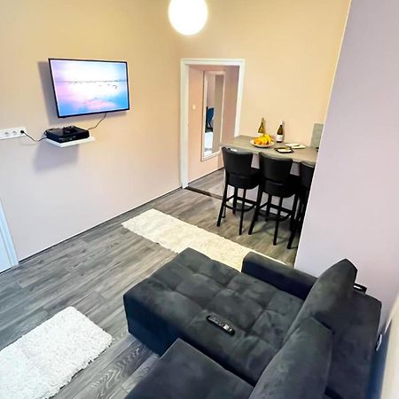 Flamingo Rezidencia Apartman Eger Exterior foto